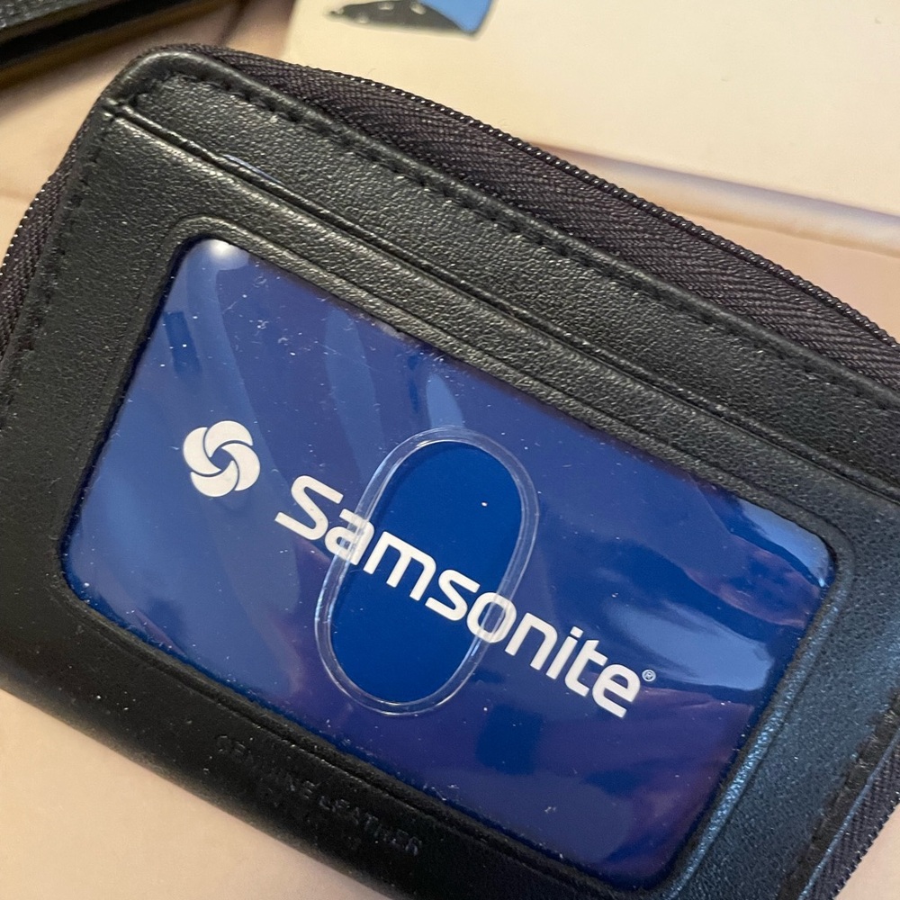 Samsonite Black Card Holder / Wallet
